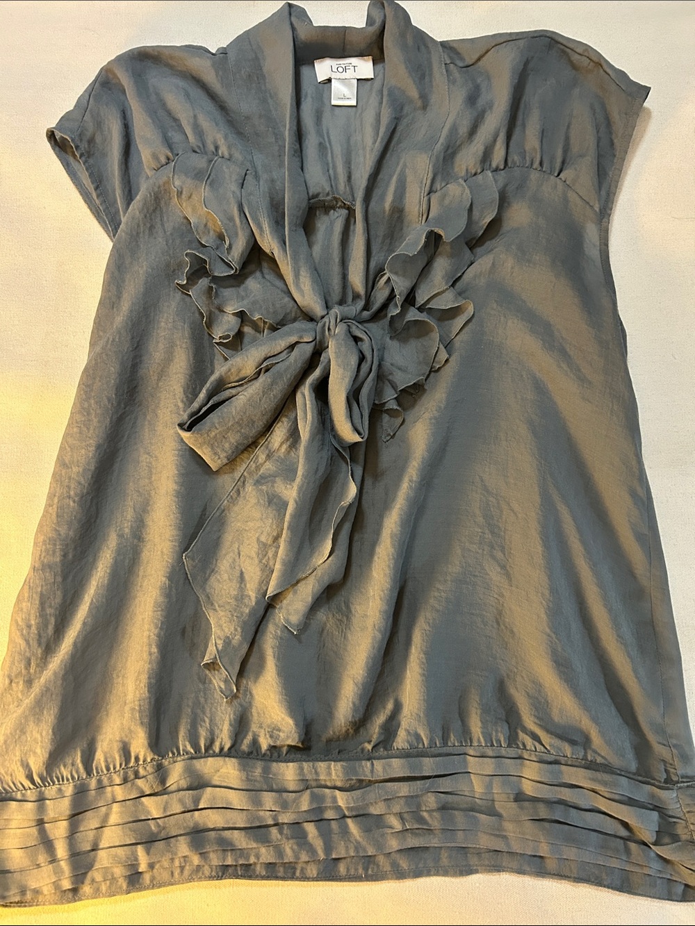 LOFT Blue/Gray Ruffle Tie-Neck Cap Sleeve Blouse